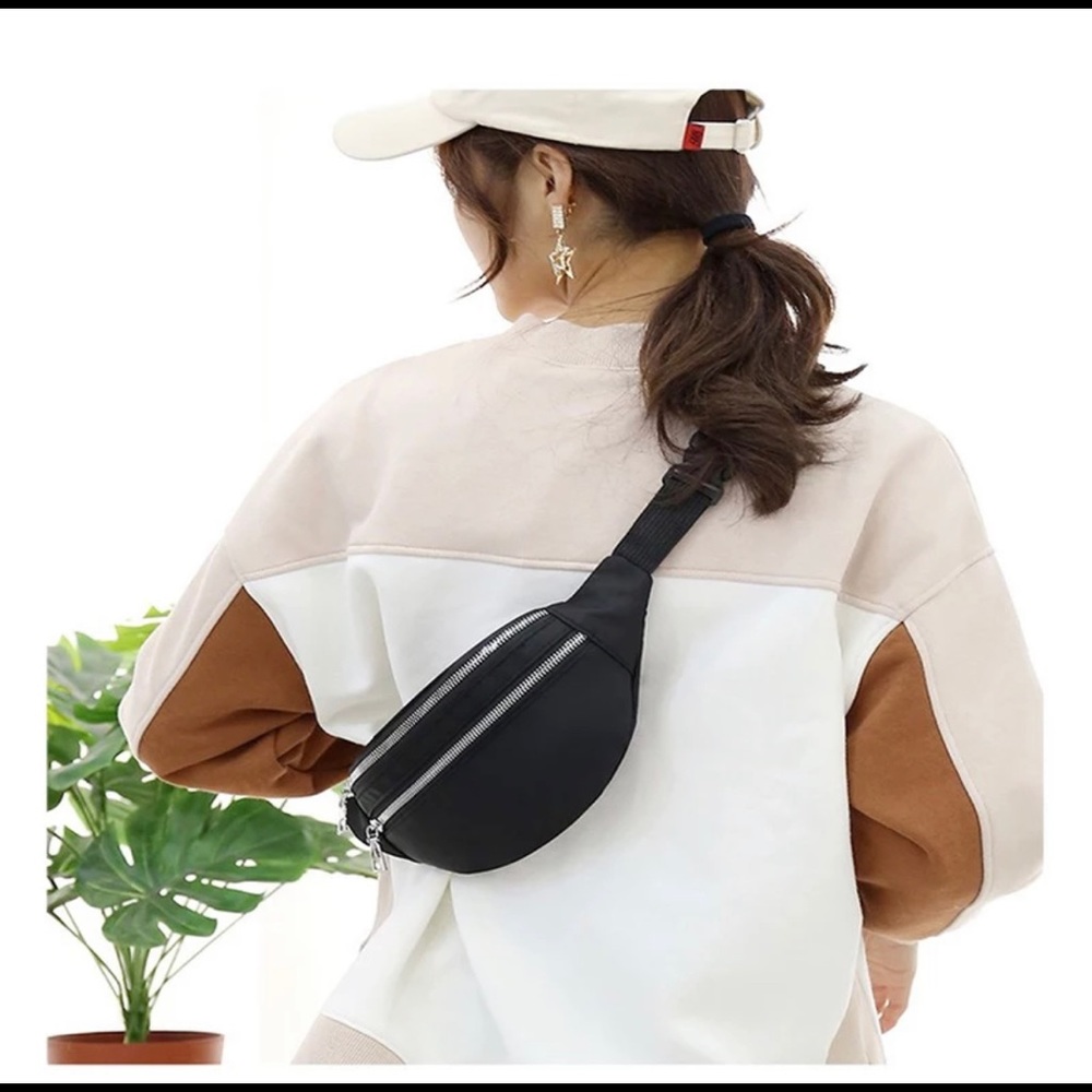 (New) women fashionsport waist bag waterproof phone storage purse belt bag black